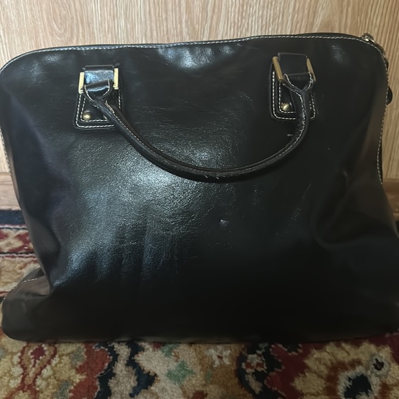 Black Leather Worthington Handbag - Picture 2 of 3